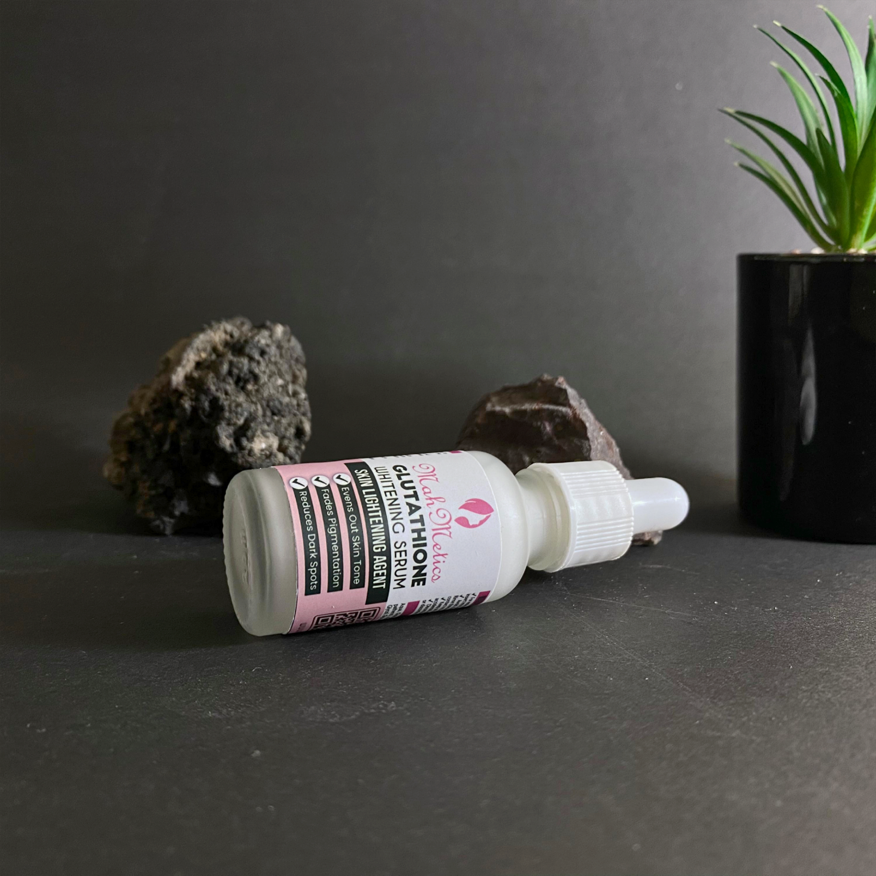 Mahmetics Advanced Glutathione Whitening Serum with Niacinamide & Alpha Arbutin | 20 ML - Image 3